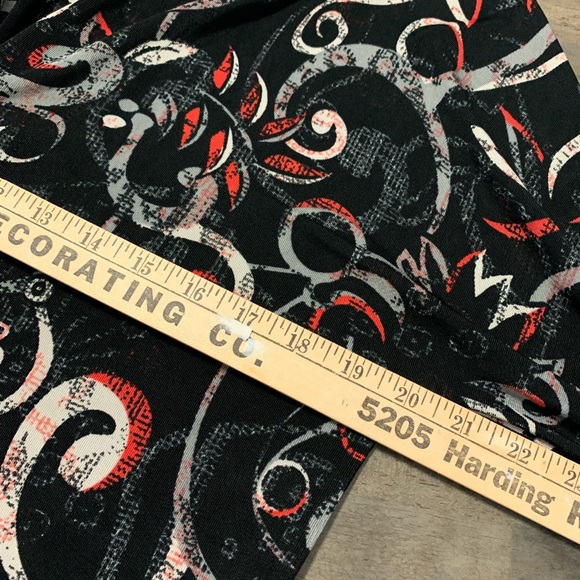 Chico’s Traveler’s jacket size 2 large (40” bust 25” length) rare pattern! - Picture 3 of 5